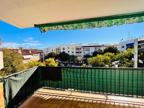 Foto 2 de Pis en venda a Les Roquetes de 3 habitacions amb terrassa i balcó