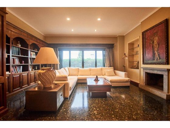 Foto 2 de Xalet en venda a L'Aragai - Prat de Vilanova de 5 habitacions amb terrassa i piscina