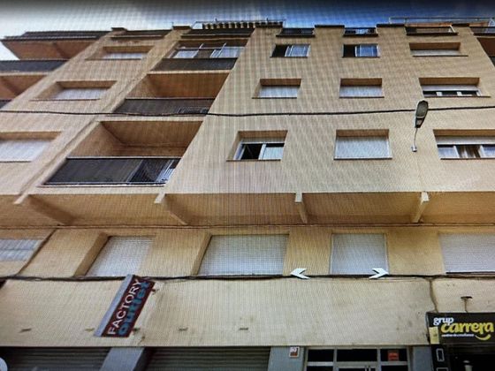 Foto 1 de Local en venda a calle De Sant Carles de 391 m²