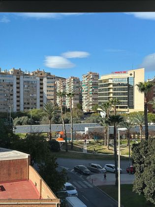 Foto 1 de Piso en venta en glorieta Deportista Sergio Cardell de 2 habitaciones con terraza y piscina