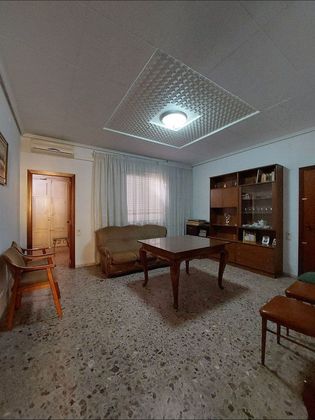 Foto 2 de Chalet en venta en Almussafes de 4 habitaciones con terraza y garaje