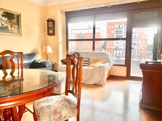 Foto 2 de Piso en venta en Nou Moles de 4 habitaciones con balcón y aire acondicionado