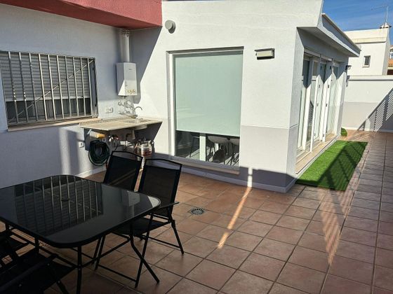 Foto 1 de Casa en venda a Parc Central de 4 habitacions amb terrassa i piscina