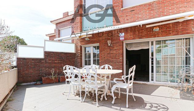 Foto 2 de Casa en venta en Teià de 3 habitaciones con terraza y piscina