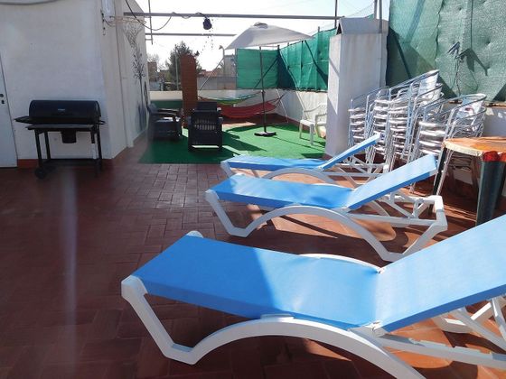 Foto 1 de Dúplex en venda a La Salut - Lloreda de 5 habitacions amb terrassa i balcó