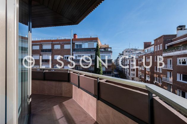 Foto 2 de Ático en venta en Castellana de 4 habitaciones con terraza y garaje