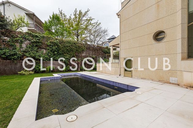 Foto 2 de Xalet en venda a Mirasierra de 5 habitacions amb terrassa i piscina