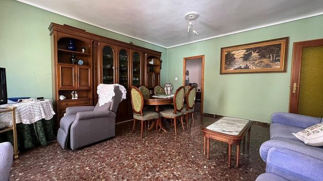 Foto 1 de Piso en venta en Casco Antiguo de 3 habitaciones con balcón y aire acondicionado