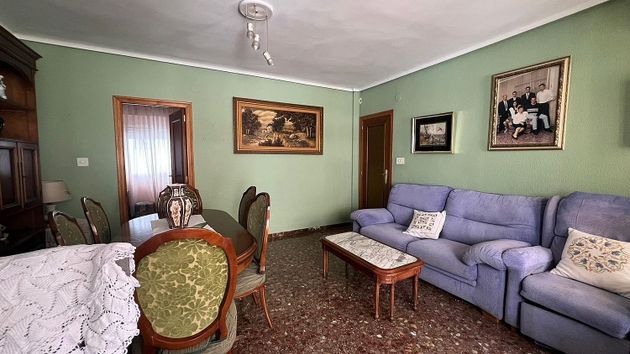 Foto 2 de Piso en venta en Casco Antiguo de 3 habitaciones con balcón y aire acondicionado