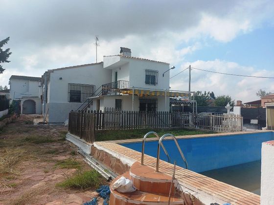 Foto 1 de Venta de chalet en Urbanizaciones de 8 habitaciones con terraza y piscina