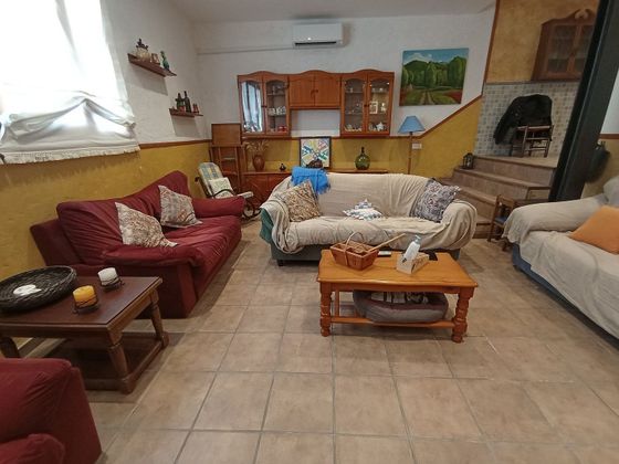 Foto 2 de Venta de casa adosada en Garcia de 11 habitaciones con balcón y aire acondicionado