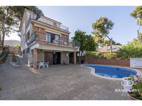 Foto 1 de Casa en venta en Montmar de 4 habitaciones con terraza y piscina