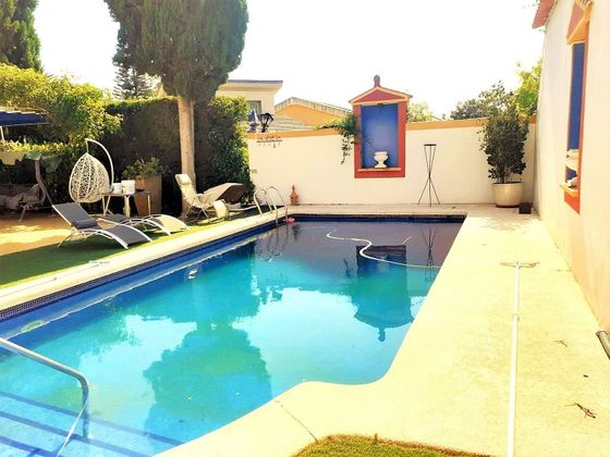 Foto 1 de Xalet en venda a El Romeral de 4 habitacions amb terrassa i piscina