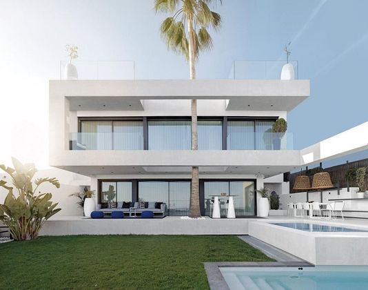 Foto 2 de Chalet en venta en La Alcayna de 5 habitaciones con terraza y piscina