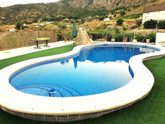 Foto 1 de Venta de chalet en Abarán de 4 habitaciones con terraza y piscina
