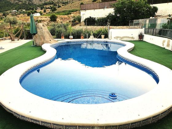 Foto 2 de Venta de chalet en Abarán de 4 habitaciones con terraza y piscina