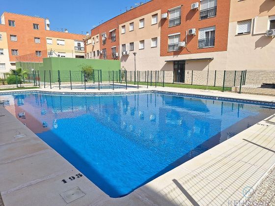 Foto 1 de Venta de piso en Centro - Doña Mercedes de 3 habitaciones con piscina y garaje