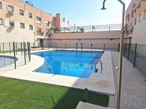 Foto 2 de Venta de piso en Centro - Doña Mercedes de 3 habitaciones con piscina y garaje