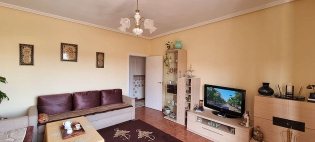 Foto 2 de Piso en venta en Torrijos de 4 habitaciones con terraza y calefacción