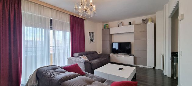 Foto 1 de Dúplex en venda a Torrijos de 4 habitacions amb terrassa i garatge