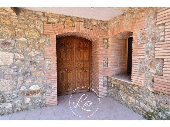 Foto 2 de Casa rural en venda a Jonquera, La de 5 habitacions amb terrassa i piscina