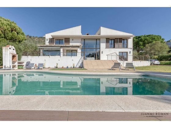 Foto 2 de Casa en venda a Pau de 4 habitacions amb terrassa i piscina