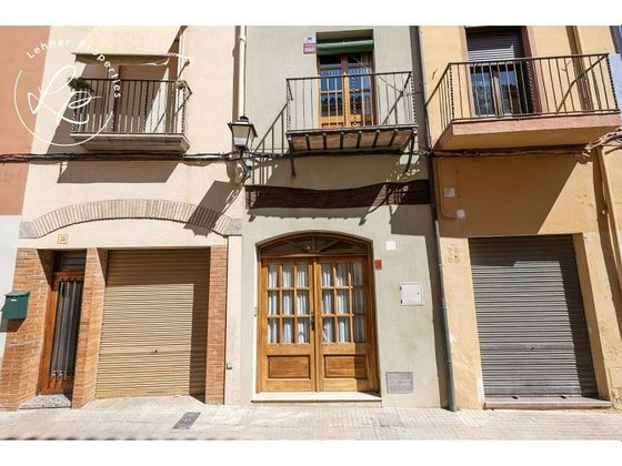 Foto 2 de Venta de casa adosada en Castelló d'Empúries poble de 3 habitaciones con terraza y balcón