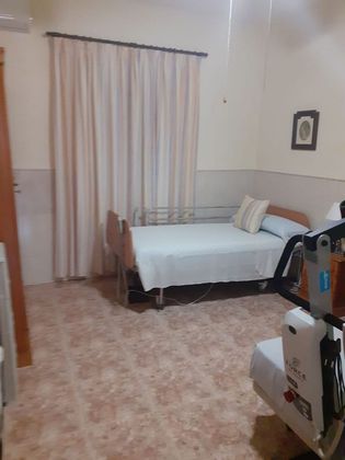 Foto 2 de Chalet en venta en Carlota (La) de 4 habitaciones con piscina y aire acondicionado