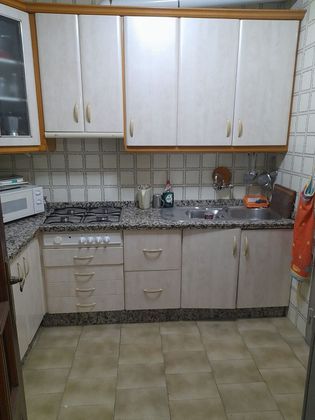 Foto 2 de Pis en venda a Ollerías - San Cayetano de 3 habitacions amb garatge i aire acondicionat