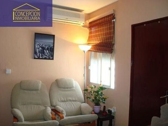 Foto 2 de Piso en venta en Ciudad Jardín - Zoco de 2 habitaciones con aire acondicionado y calefacción