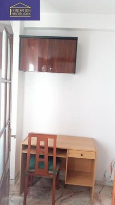 Foto 2 de Pis en lloguer a Ciudad Jardín - Zoco de 1 habitació amb mobles i aire acondicionat