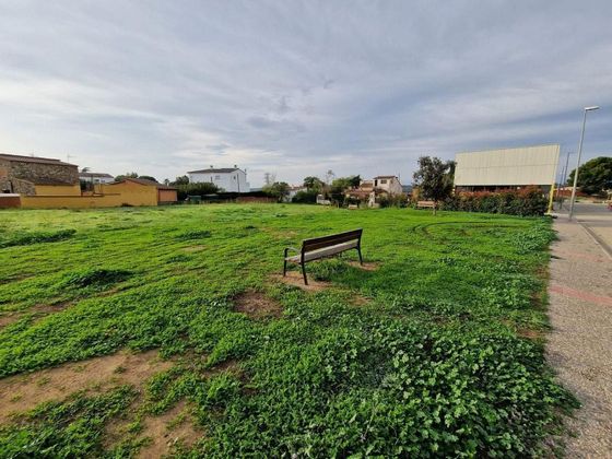 Foto 2 de Venta de terreno en Garriguella de 561 m²