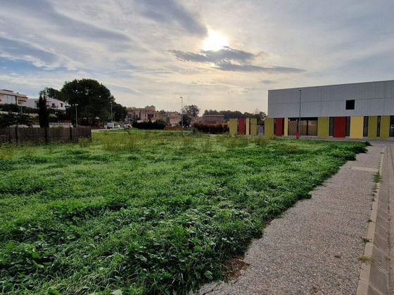 Foto 1 de Venta de terreno en Garriguella de 400 m²