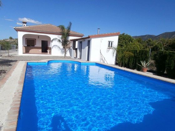 Foto 2 de Chalet en venta en Alhaurín el Grande de 3 habitaciones con terraza y piscina