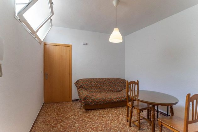 Foto 1 de Pis en lloguer a Alhaurín el Grande de 1 habitació amb mobles i aire acondicionat