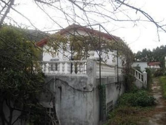 Foto 1 de Venta de casa rural en Otañes - Talledo de 5 habitaciones con terraza y piscina