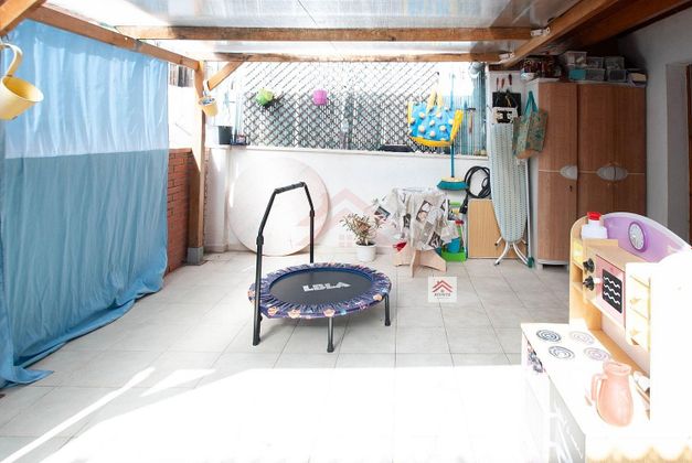 Foto 2 de Casa en venta en Premià de Mar de 4 habitaciones con terraza y garaje