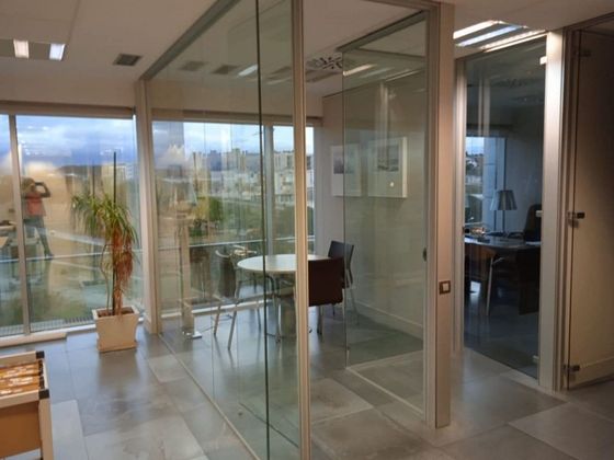 Foto 2 de Oficina en venda a Coll Favà - Can Magí amb terrassa