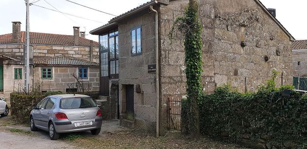 Foto 1 de Xalet en venda a calle Lg Casa Do Campo Paradela de 5 habitacions amb terrassa i balcó