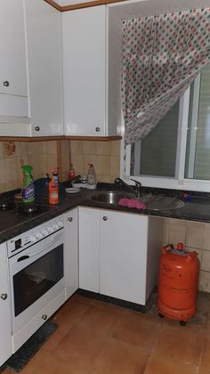 Foto 2 de Venta de piso en calle CL Carlos Maside de 3 habitaciones con calefacción