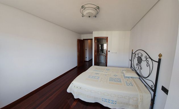 Foto 1 de Alquiler de piso en calle Do Progreso de 3 habitaciones con garaje y balcón