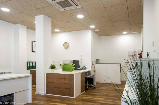 Foto 2 de Oficina en alquiler en Centre - Castellar del Vallès de 60 m²