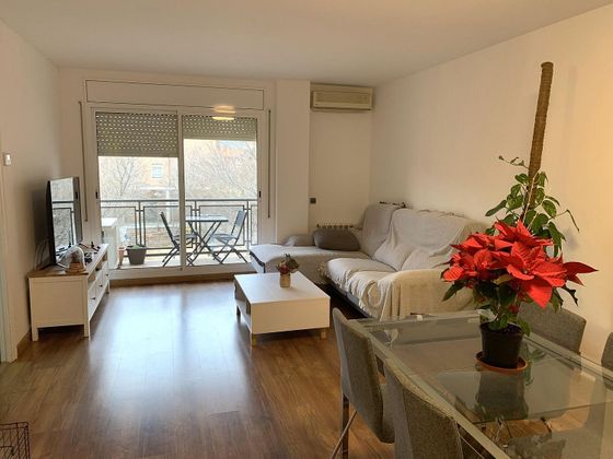 Foto 2 de Piso en venta en Centre - Castellar del Vallès de 3 habitaciones con balcón y aire acondicionado