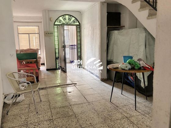 Foto 2 de Chalet en venta en Lucena de 3 habitaciones con terraza