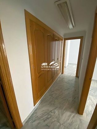 Foto 1 de Oficina en venta en Lucena con garaje y ascensor