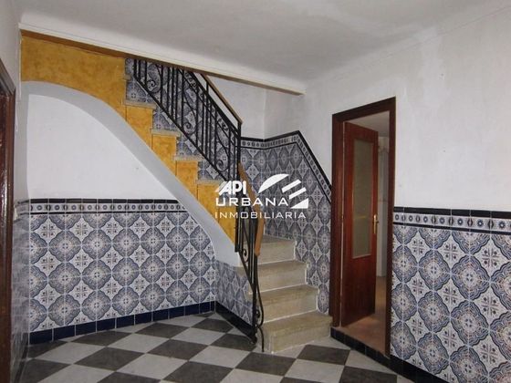 Foto 1 de Casa en venta en Aguilar de la Frontera de 4 habitaciones con balcón