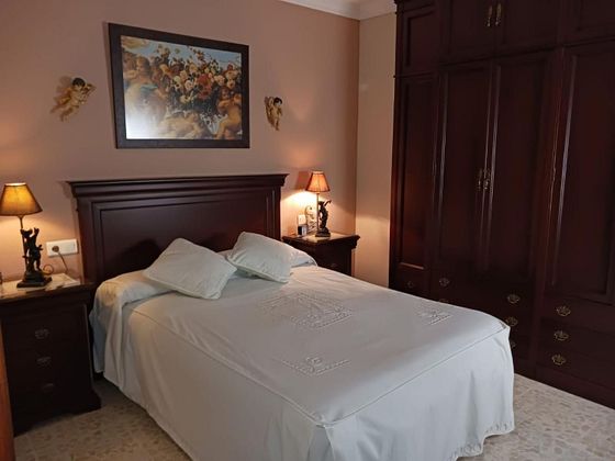 Foto 2 de Piso en venta en Lucena de 3 habitaciones con terraza y aire acondicionado