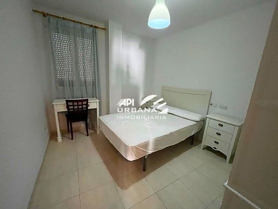 Foto 2 de Piso en venta en Lucena de 3 habitaciones con aire acondicionado y ascensor