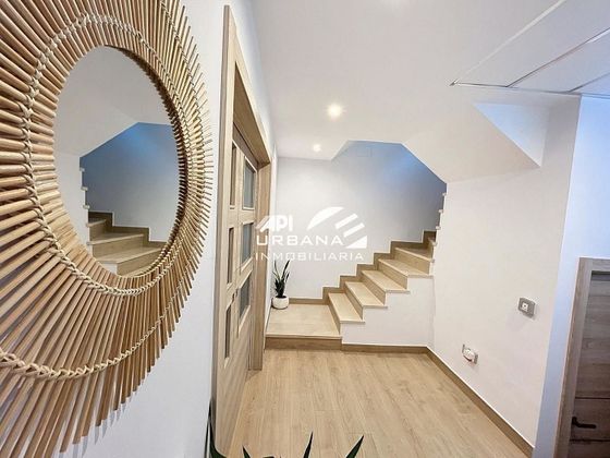 Foto 2 de Casa adosada en venta en Lucena de 4 habitaciones con terraza y aire acondicionado