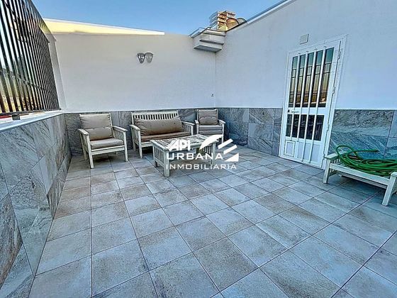 Foto 2 de Dúplex en venta en Lucena de 3 habitaciones con terraza y garaje